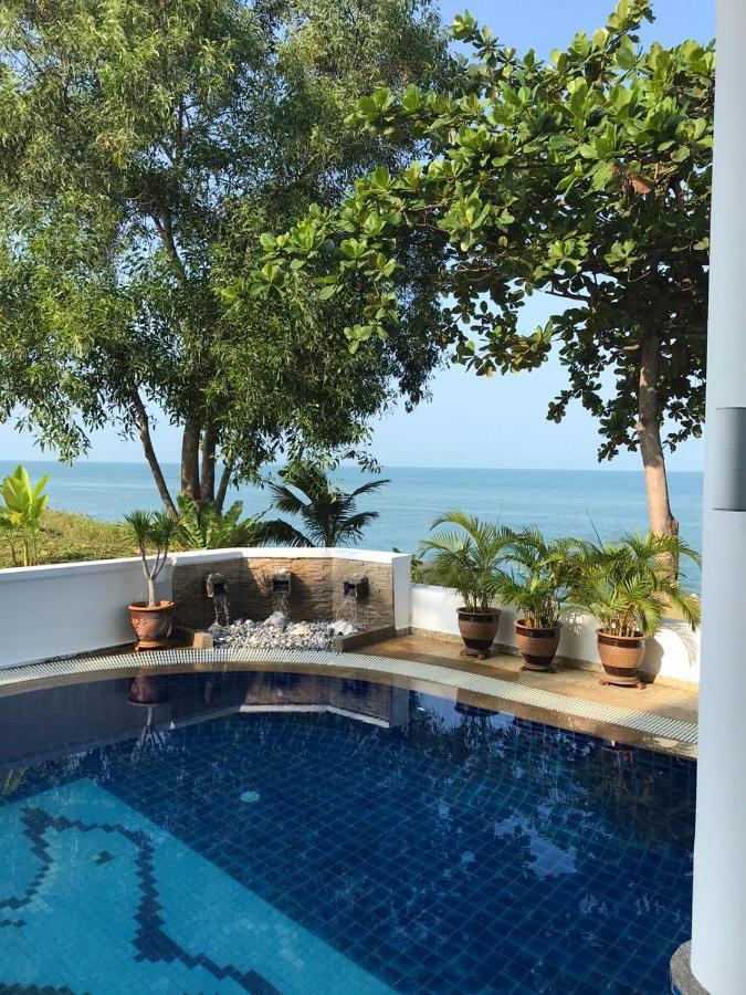 Luxery Sea Side